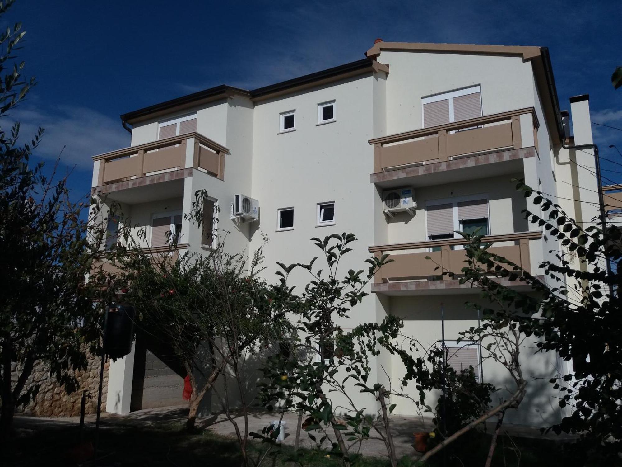 Apartments Monika Nin Exterior foto